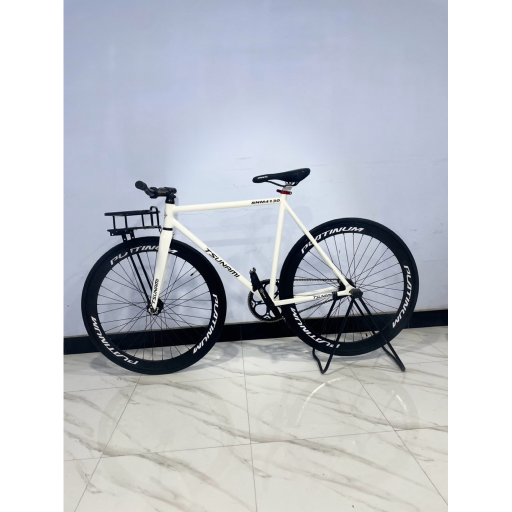 Sepeda Fixie tsunami snm 4130 putih steel  + keranjang