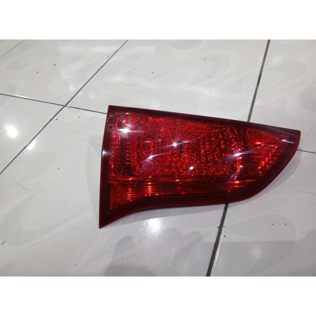 reflektor bagasi Pajero 2009-2015 original, lampu bagasi Pajero lama original