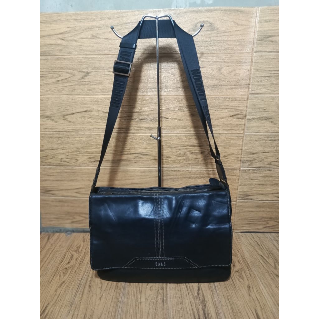 Tas slempang kulit asli DAKS vintage second original