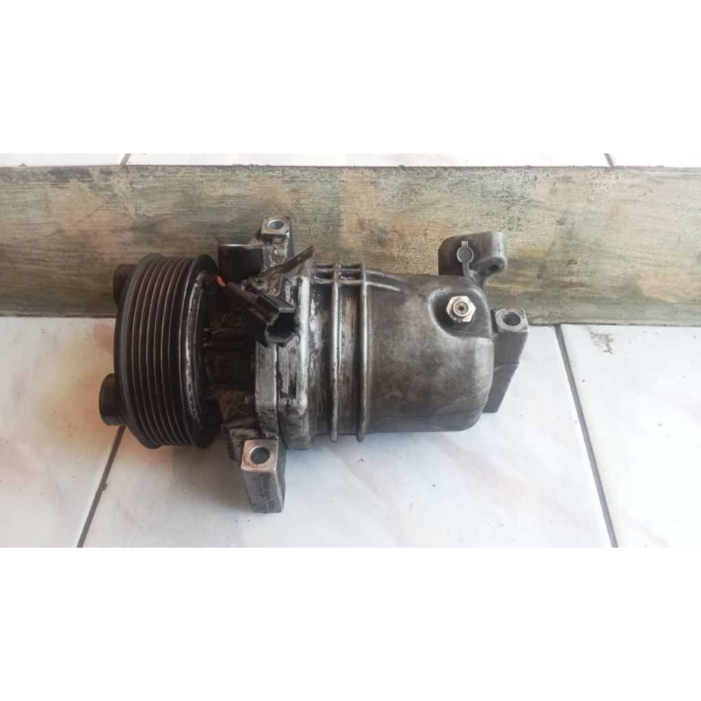 original kompresor AC Livina L10 original nissan