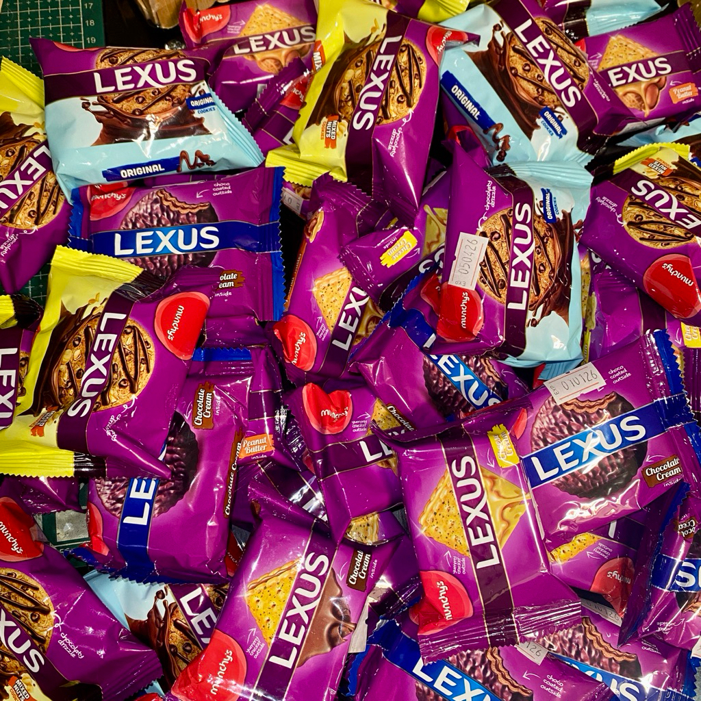 Jajan Snack Import Ecer Munchys Lexus Crackers  Biskuit Snack Malaysia PER PCS