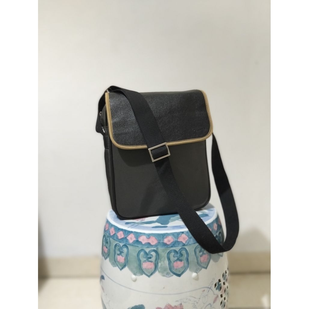 Tas selempang pria second