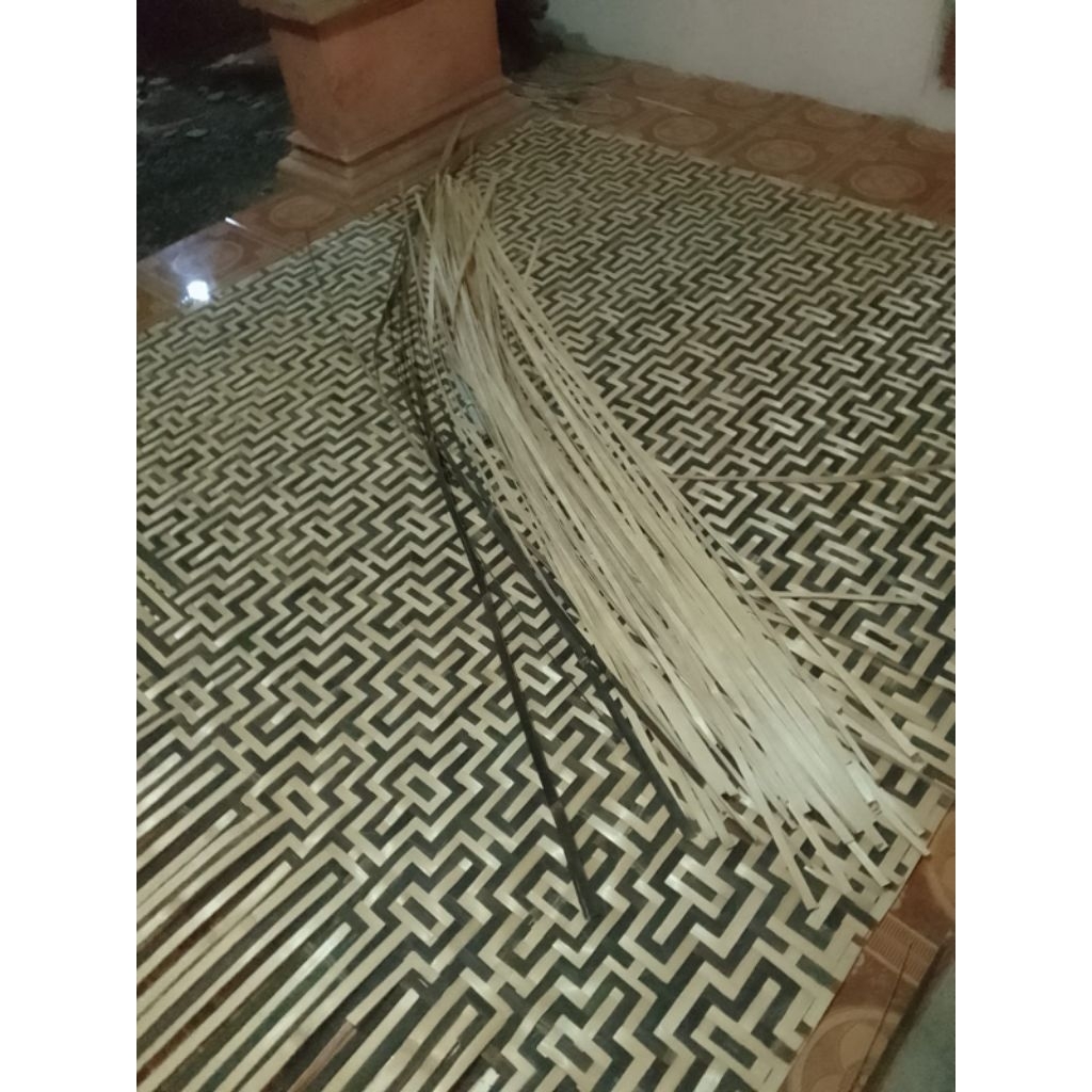 Anyaman bambu/gedeg/gribig/plafon/sesek/MOTIF LUSTER