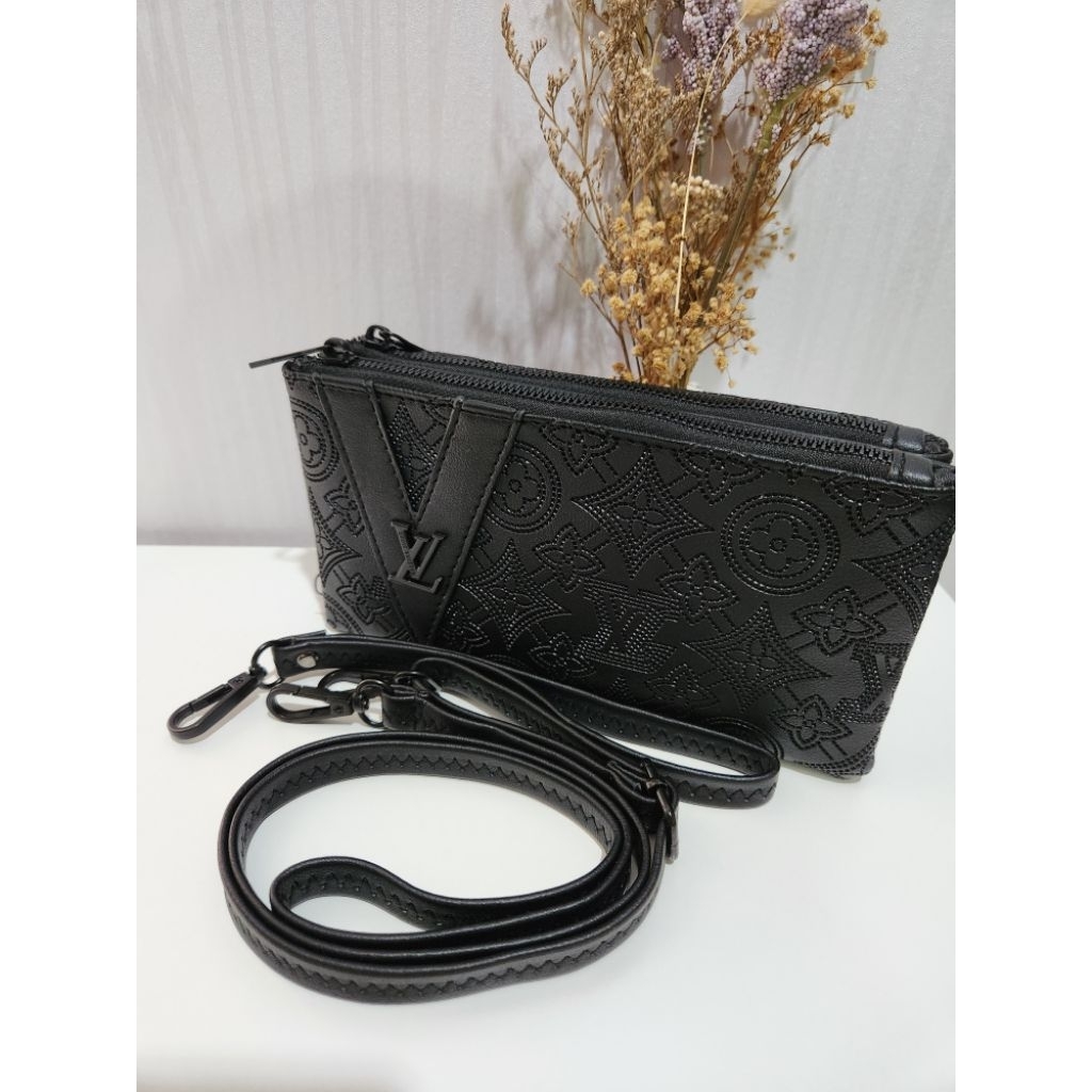 Tas dompet tali panjang LV