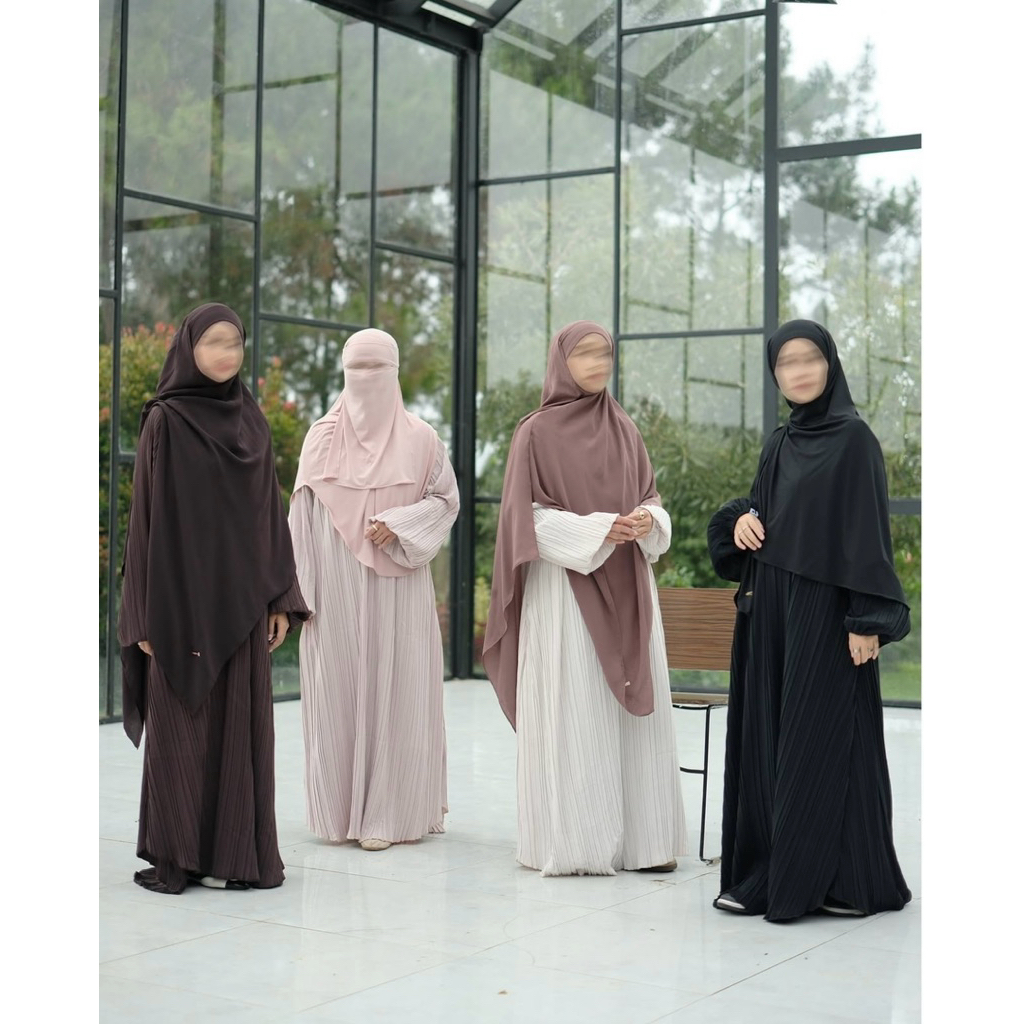 Preloved Fleurs Black S by Aqsamodestwear