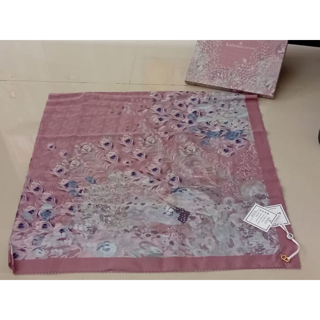Dusty Rose Buttonscarves seri Ederra baru dan siap kirim