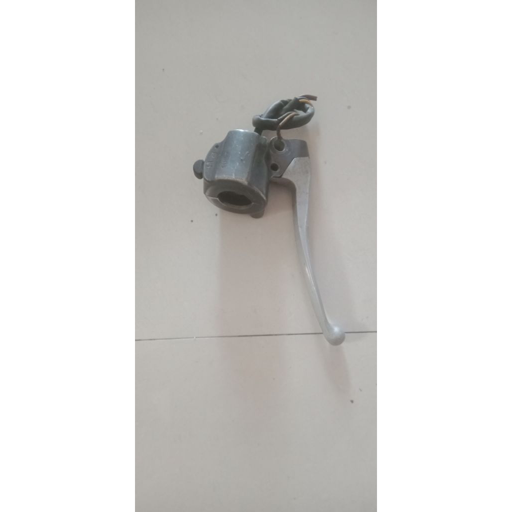 holder saklar kanan gl 100 original