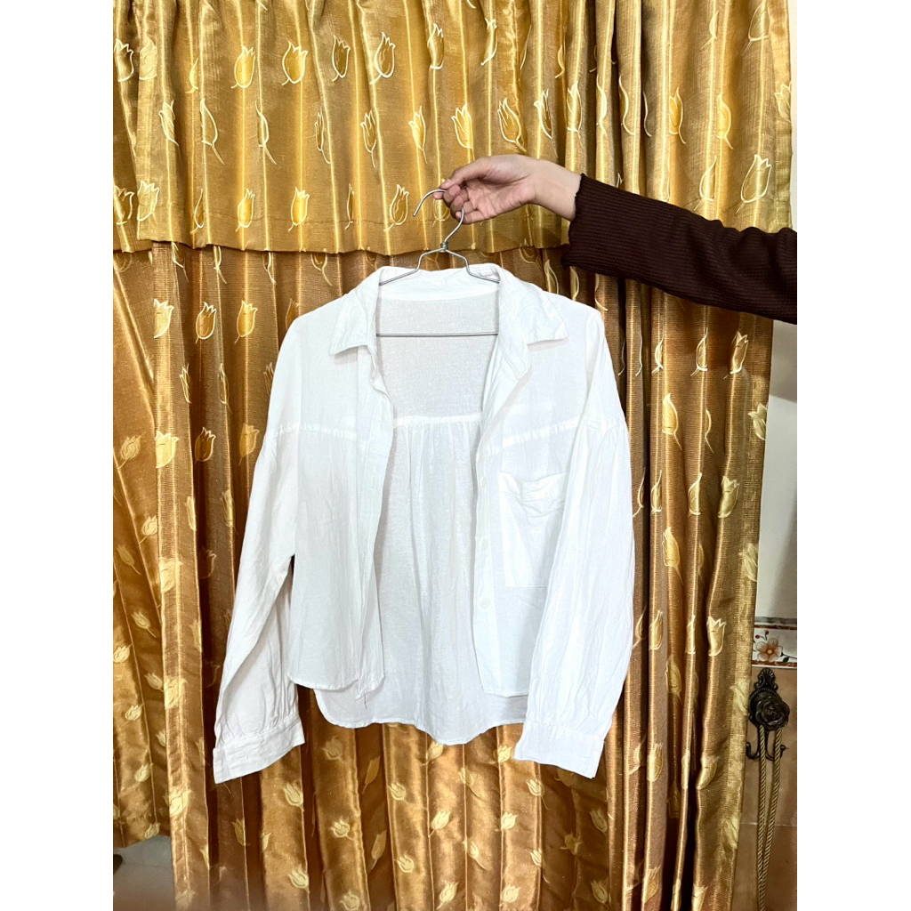 Outer Crop Putih Linen