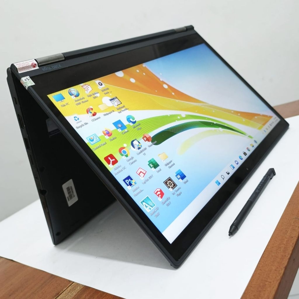 Lenovo Yoga X380 i5 8 256 Gen8 Pen Backlight Touchscreen Layar LipatLENOVO Thinkpad X1 Yoga X380-