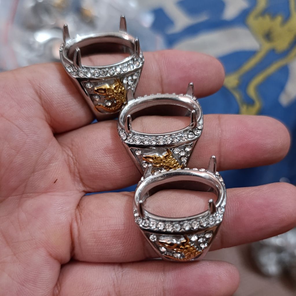 T 01 Cincin Cangkang Akik Ring Emban Titanium Joss 25x18 mm