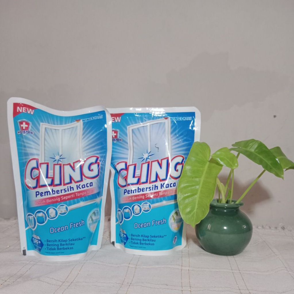 Cling Pembersih Kaca 425ml
