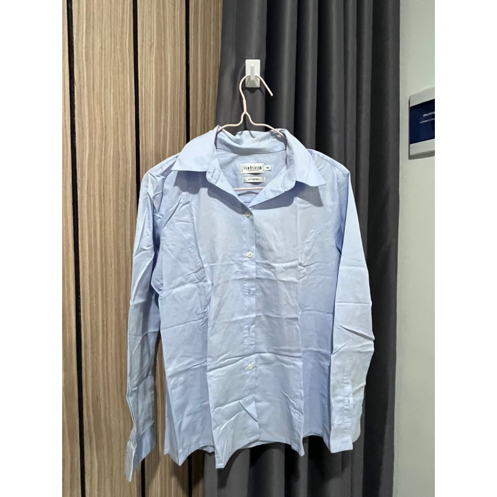 kemeja biru langit soft