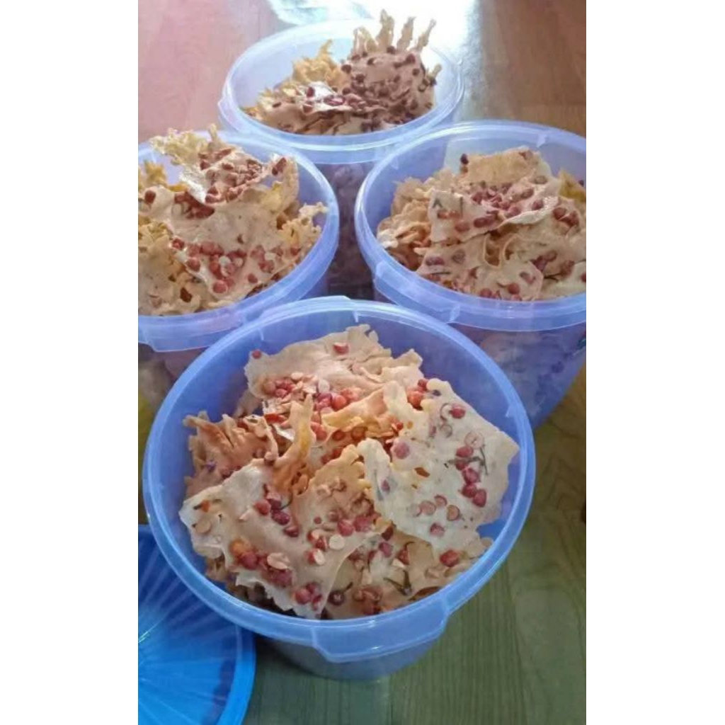 

REMPEYEK PEYEK KACANG TANAH KACANG HIJAU REBON TOPLES 5 LITER