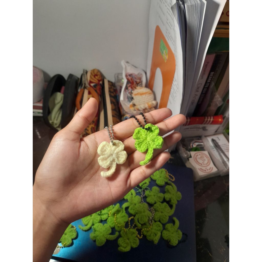 [GANCI RAJUT] Clover souvenir