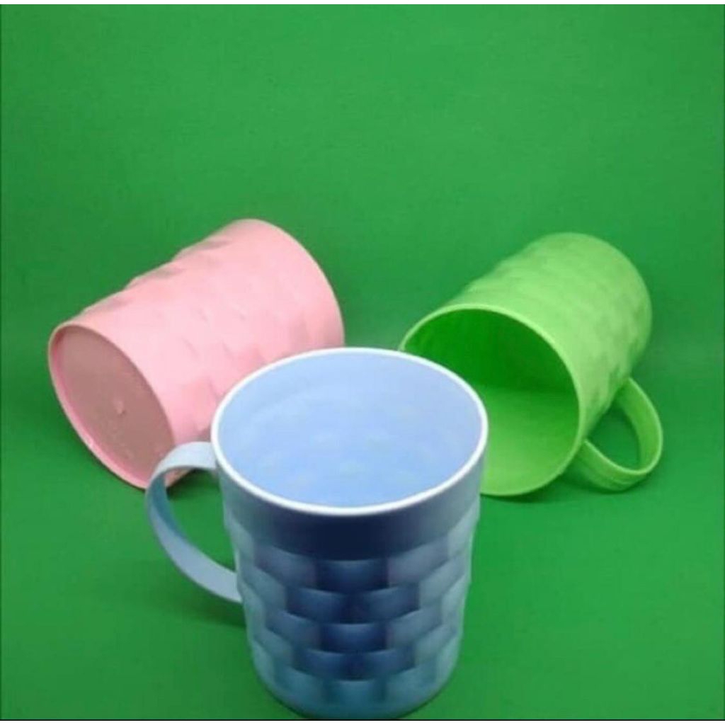 Gelas Plastik Gagang Tebal / Gelas Gagang