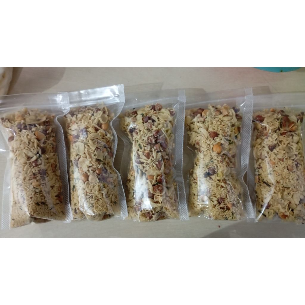 

peyek kacang enak per pack kecil