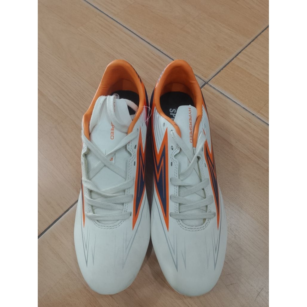 Sepatu Bola SPECS HYPERSPEED 1.5 FG LILY WHITE/NIGHT FALL/TROPIC ORANGE UK-41