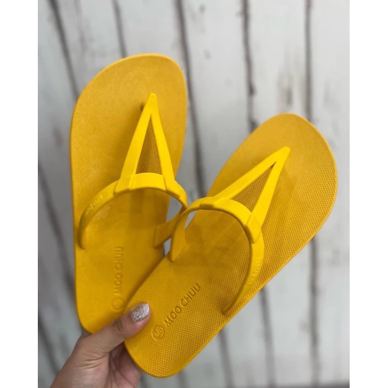Moo Chuu Sandal Custom MC16 – Pilih Warna Tapak & Tali Sendiri