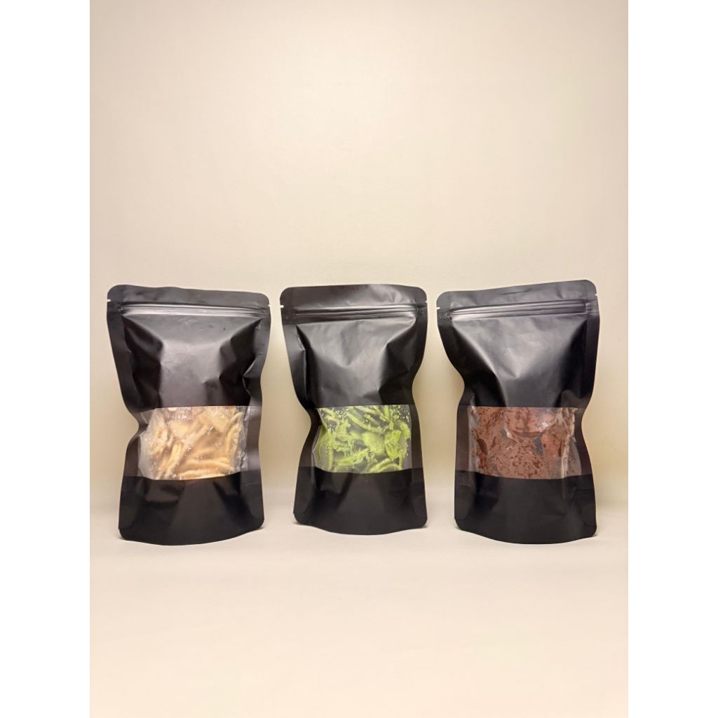 

KRIPIK PISANG COKELAT LUMER / banana COKELAT lumer ,macha, tiramisU enak renyah Bikin nagih 125 gram