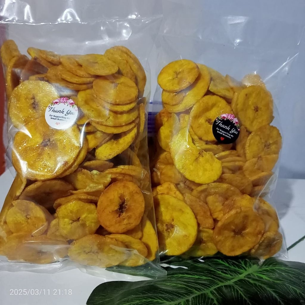 

kripik pisang Koin/kemasan 250g enak
