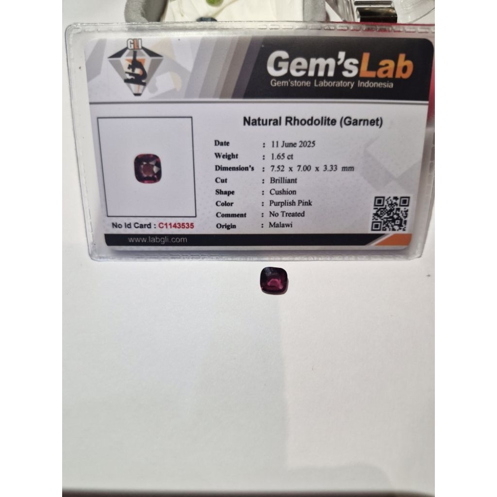 NATURAL RHODOLITE ( GARNET )