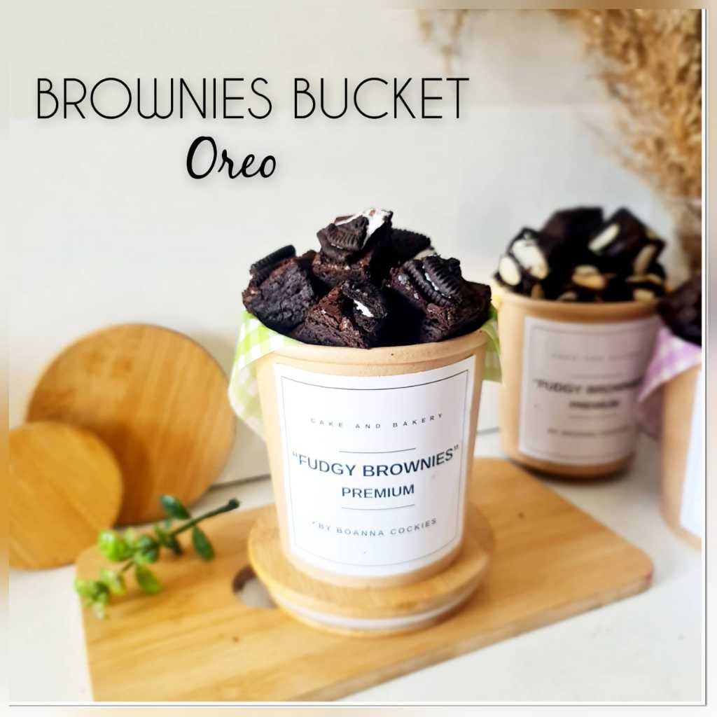 

BOEANA - Brownies Bucket (OREO) - Uk 12 Oz & 16 Oz - Brownies panggang - Dijmain Nyoklat Banget - Brownies Premium Bandung