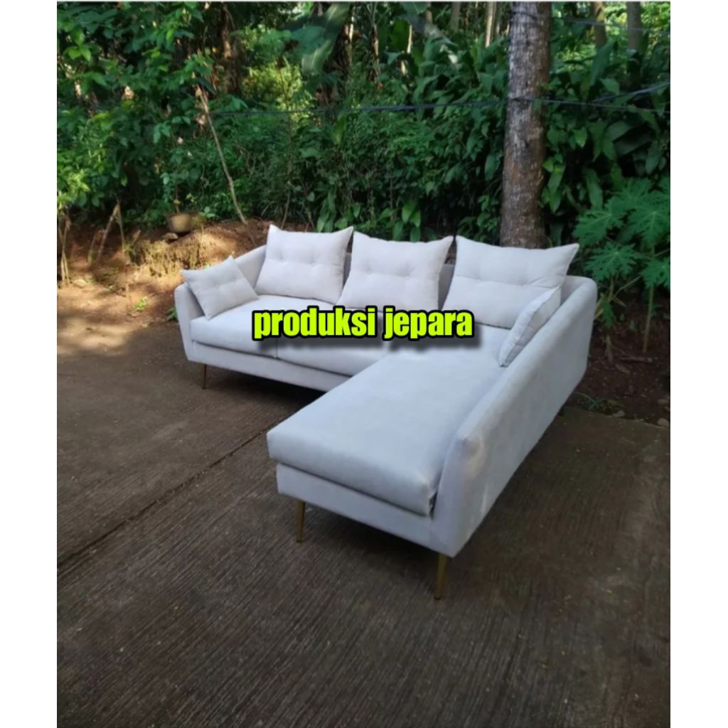 sofa ruang tamu kontruksi kayu jati/sofa bludru