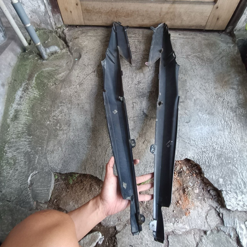 cover bodi halus belakang cover body revo at dx matic original copotan motor