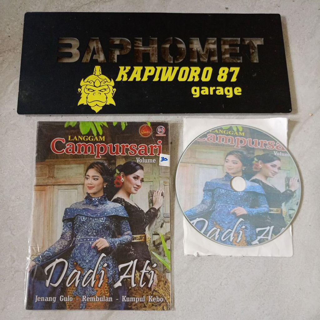 VCD,,,LANGGAM CAMPURSARI,,,DADI ATI