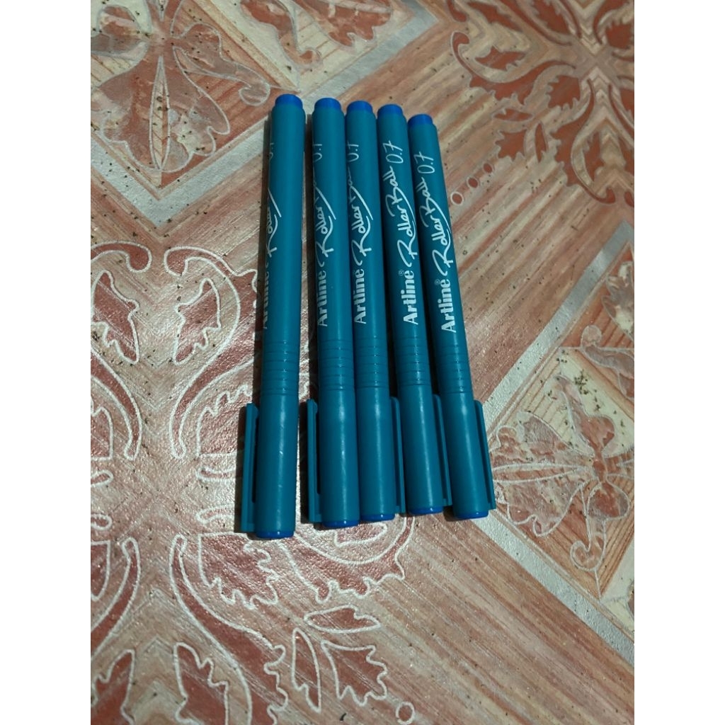 

ARTLINE Roller Ball Pens 0.7 mm / Pulpen Tintah
