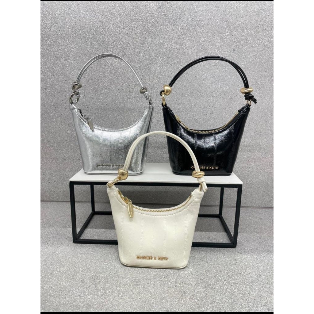 #6-40681202-1 Micro Augustine - Jast[p] CK ORIGINAL COUNTER EEL EFFECT CHAIN HANDLE BAG TAS METALLIC