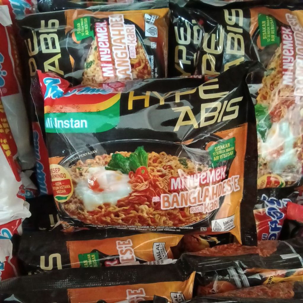 

Indomie nyemek ala Banglades'e