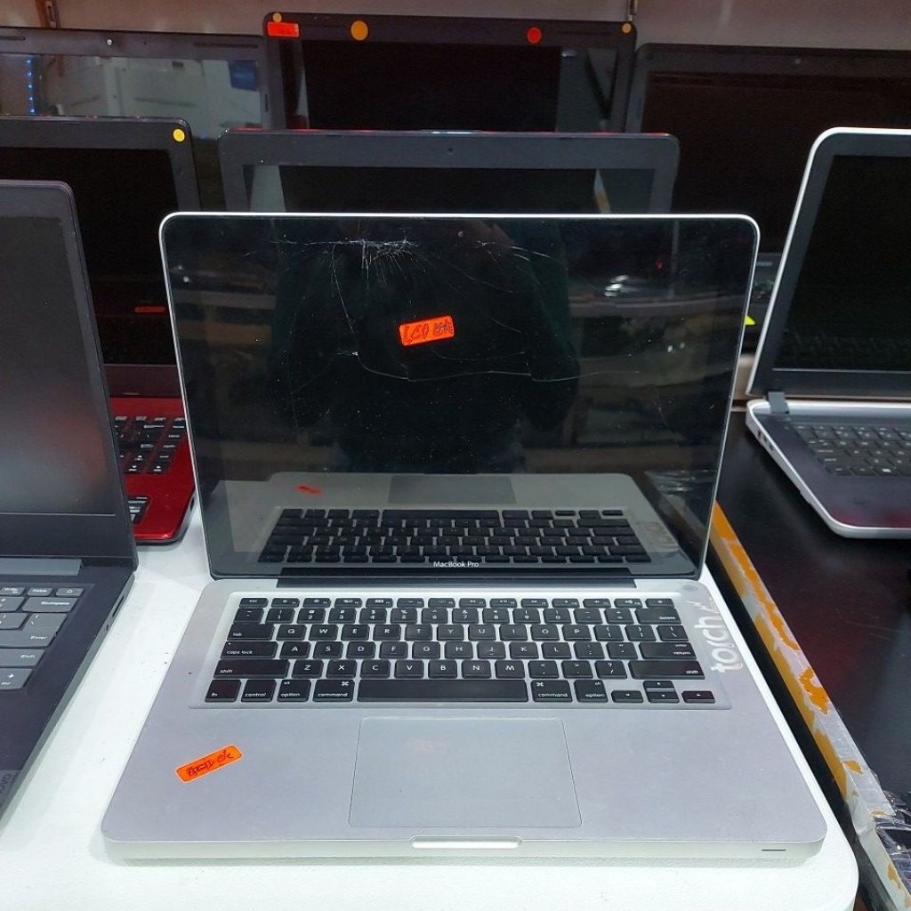Laptop Macbook Pro A1278 jual kondisi seperti ini mati total lcd rusak no ssd no ram jual mesin dan 