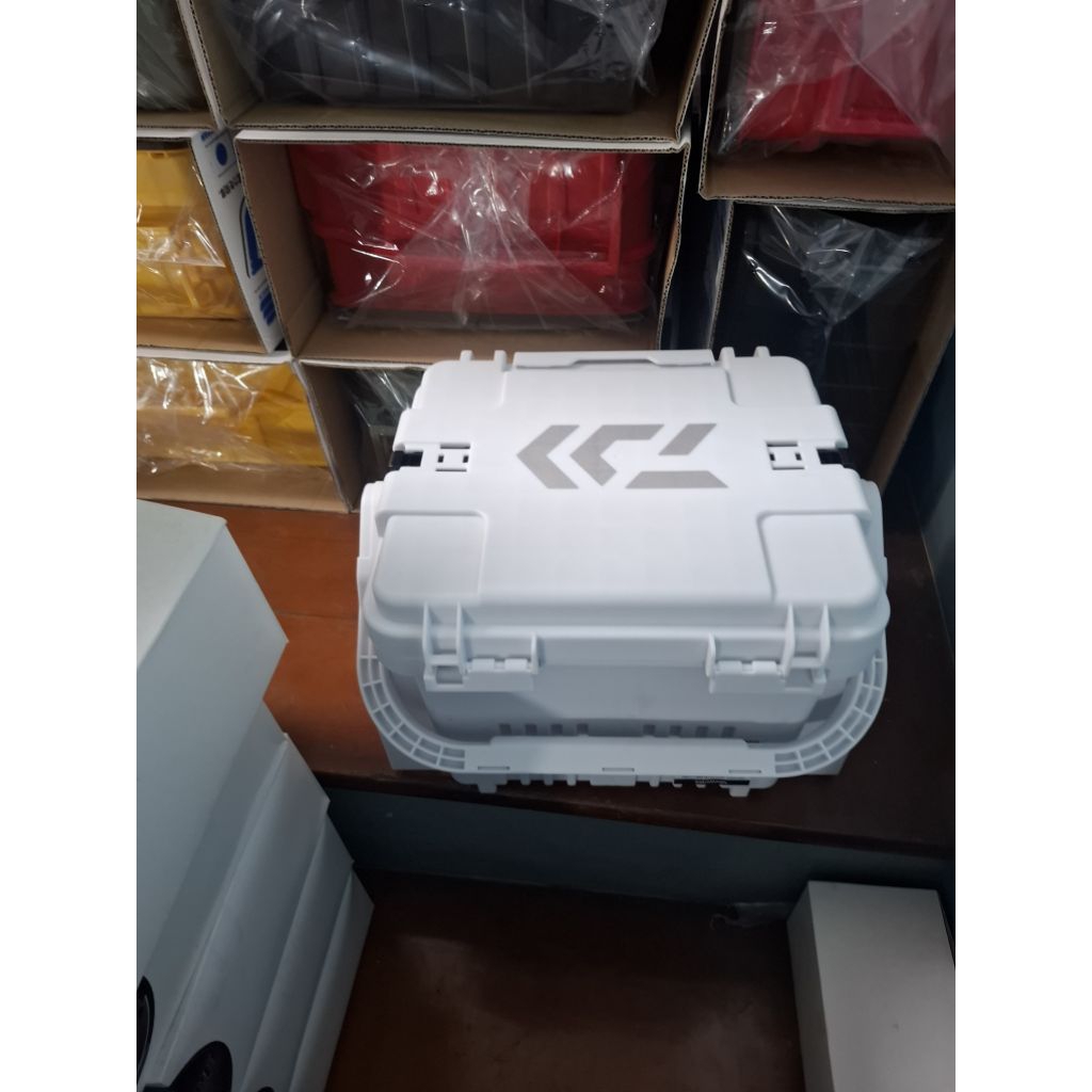 Daiwa Tackle Box TB3000HS NEW Accesories Pancing