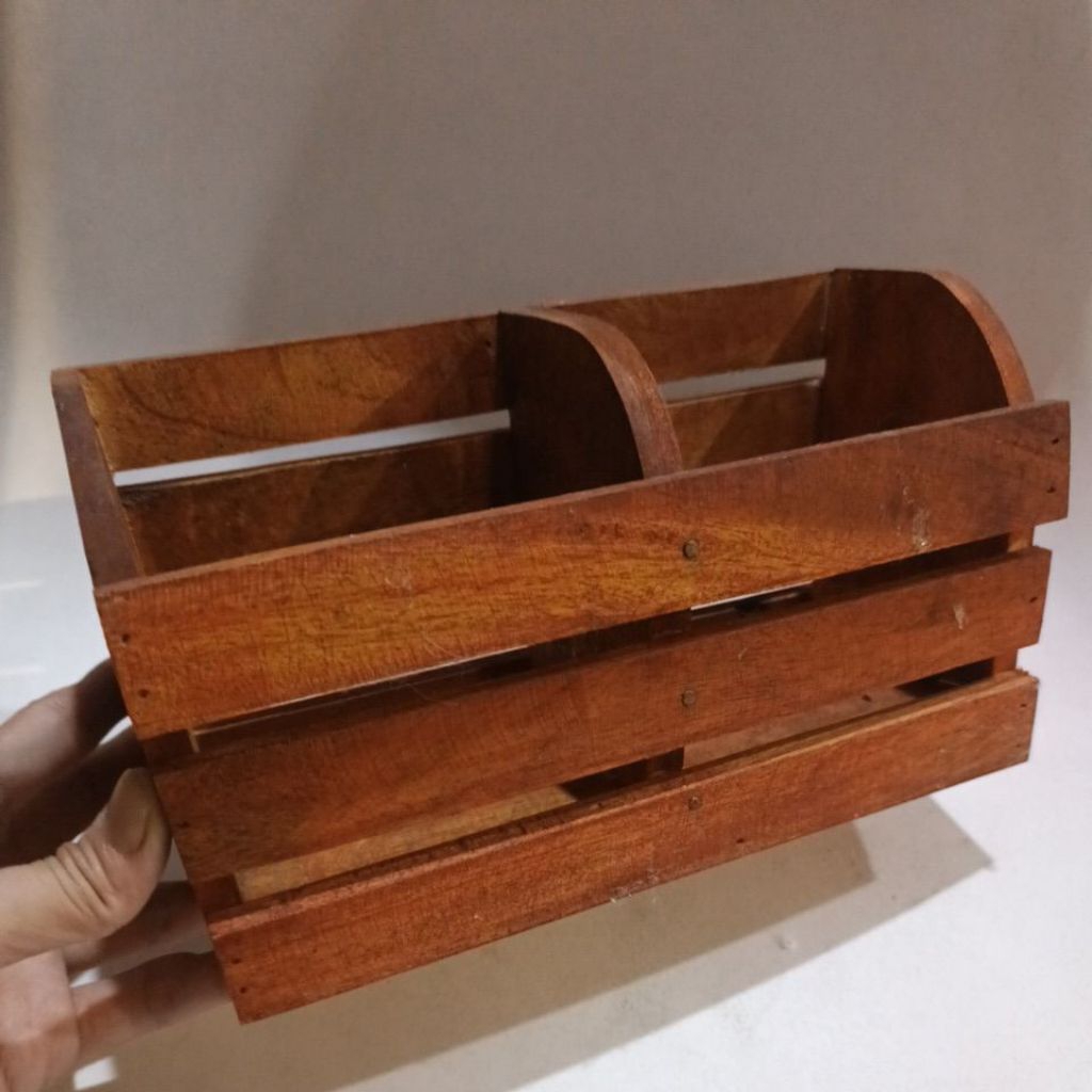 Tempat sendok garpu aesthetic bahan kayu