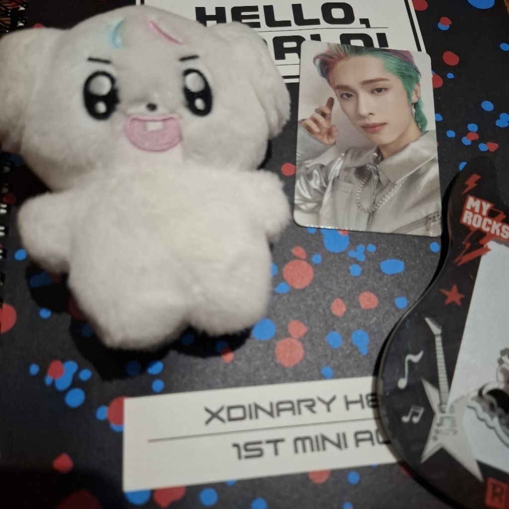 GAON PHOTOCARD OFFICIAL HELLO WORLD + DOLL ONTZ