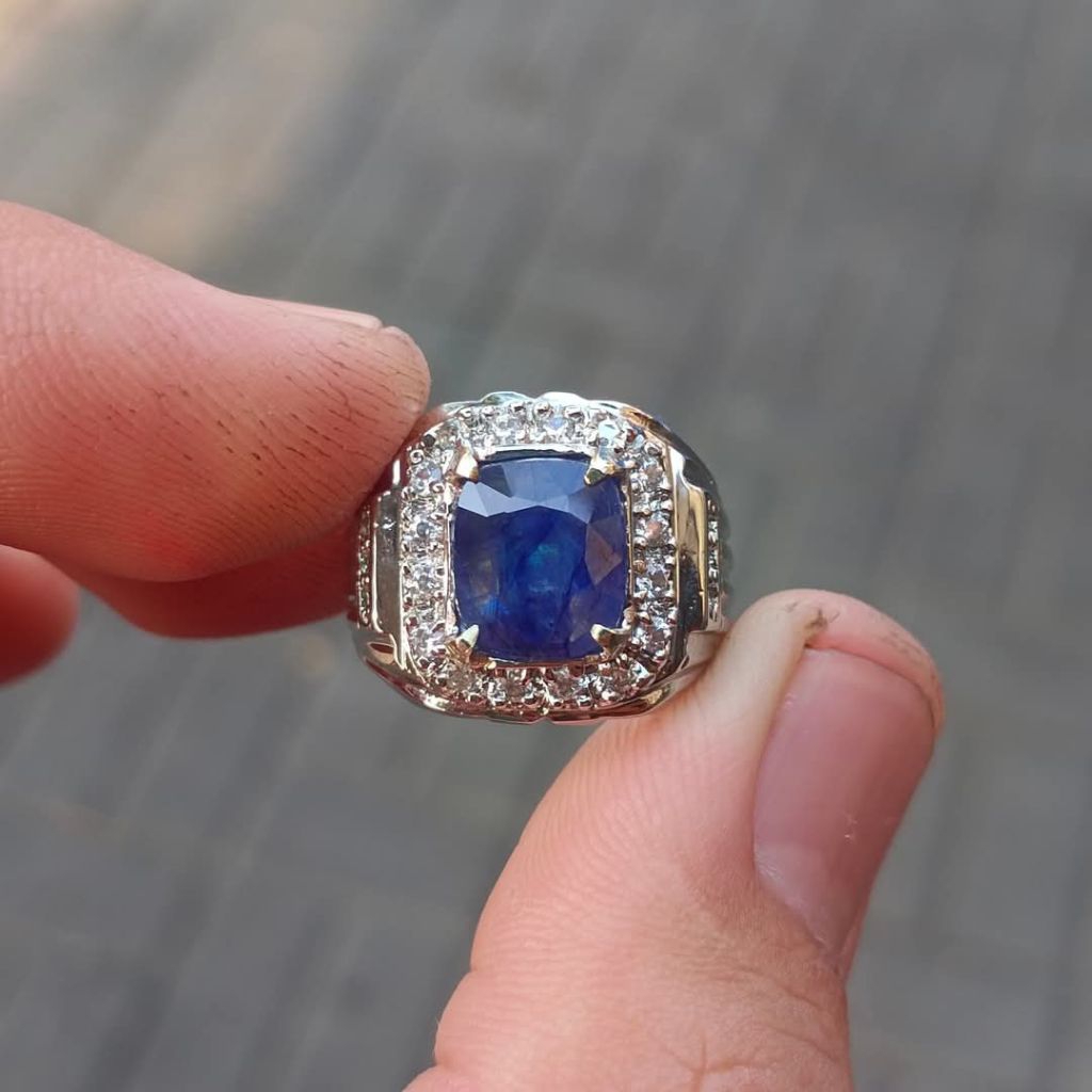 Batu blue safir Srilanka