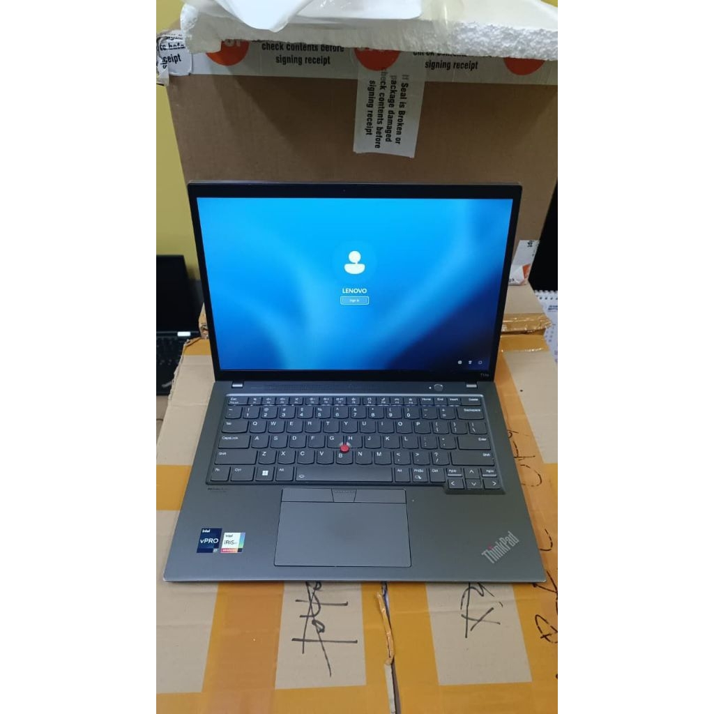 LENOVO THINKPAD T14s TOUCHSCREEN