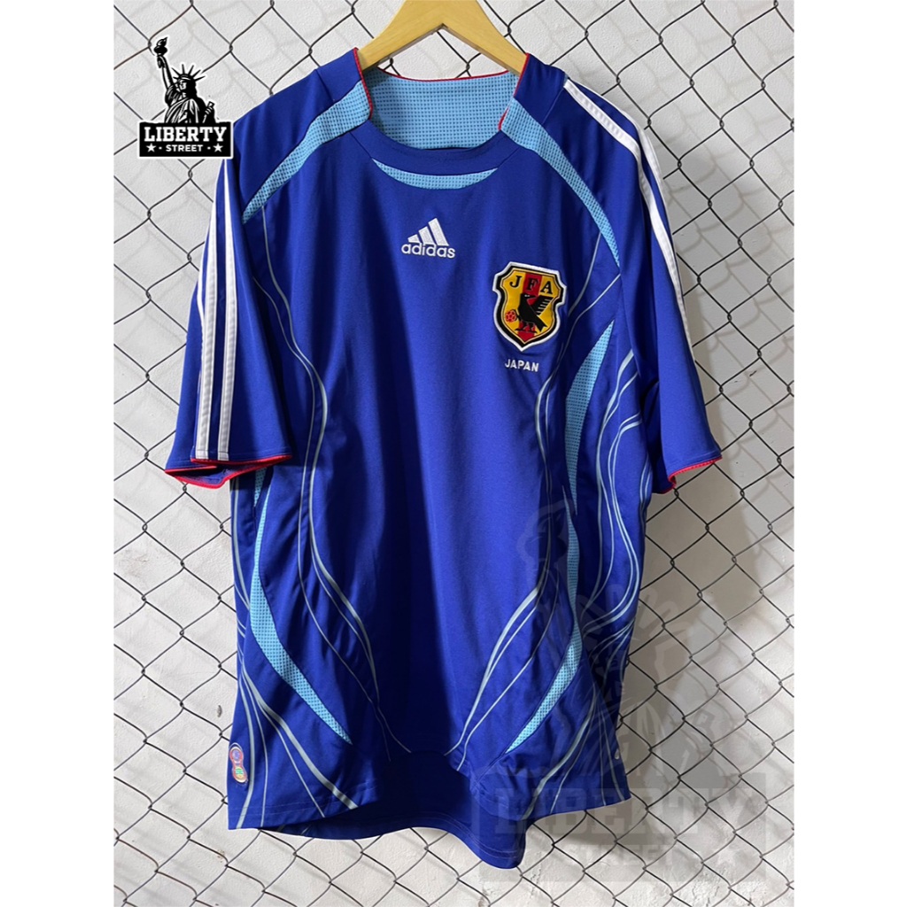 JAPAN HOME NATIONAL TEAM 2006 WORLD CUP JERSEY (VINTAGE)