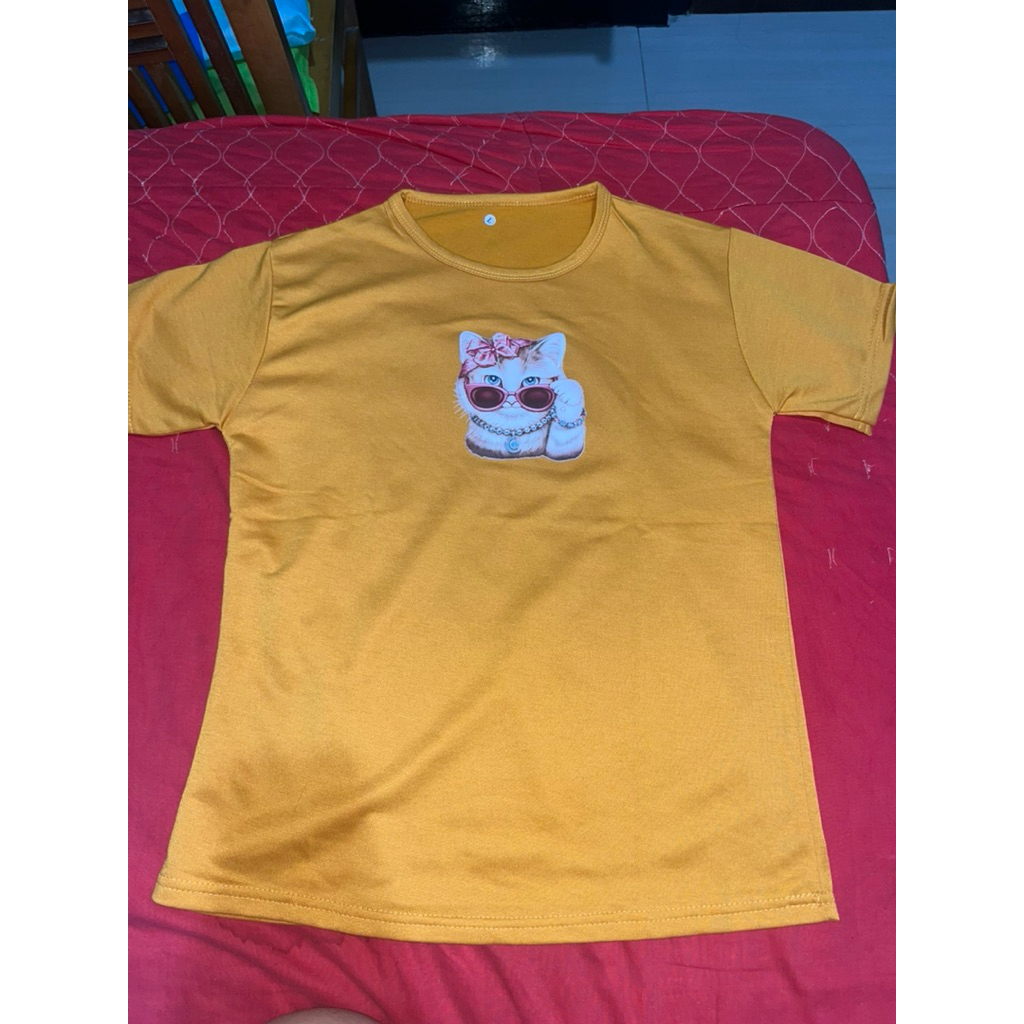 KAOS ORANGE WANITA MASIH BARU