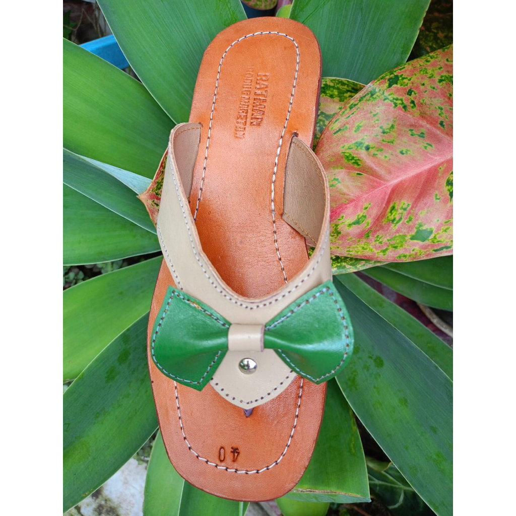 SANDAL KULIT ANAK CEWEK ANTISLIP UKURAN 31-37