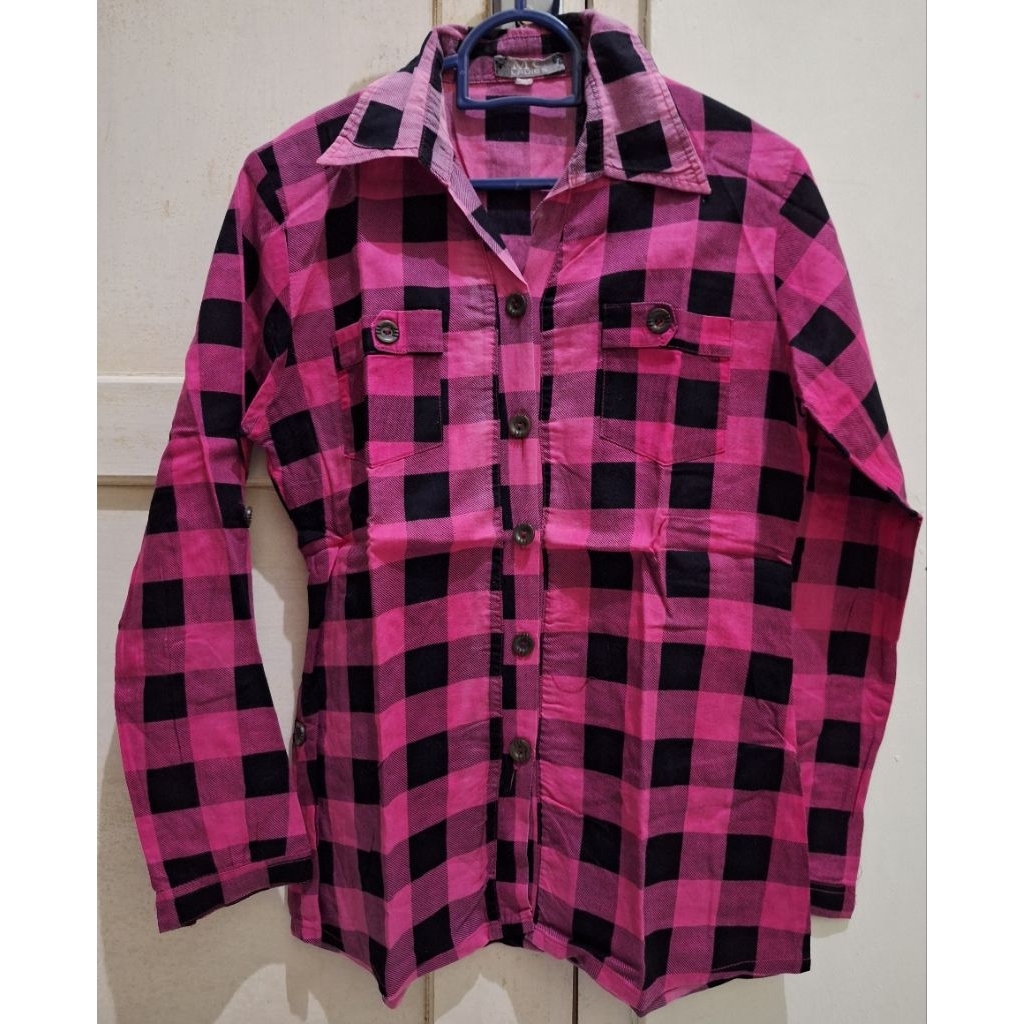 (PRELOVED) KEMEJA KOTAK-KOTAK PINK