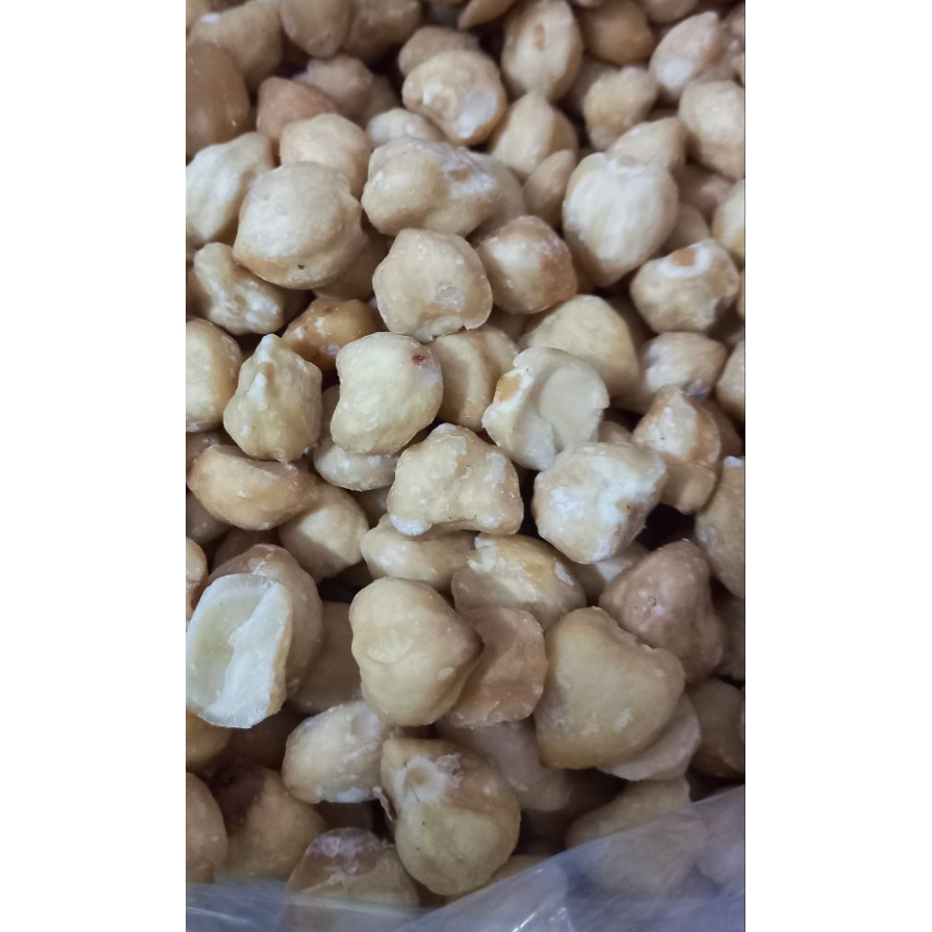 

Kemiri Panggang Bulat Utuh Super Grade 1kg