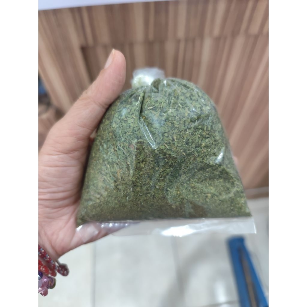 

Daun Parsley Import USA