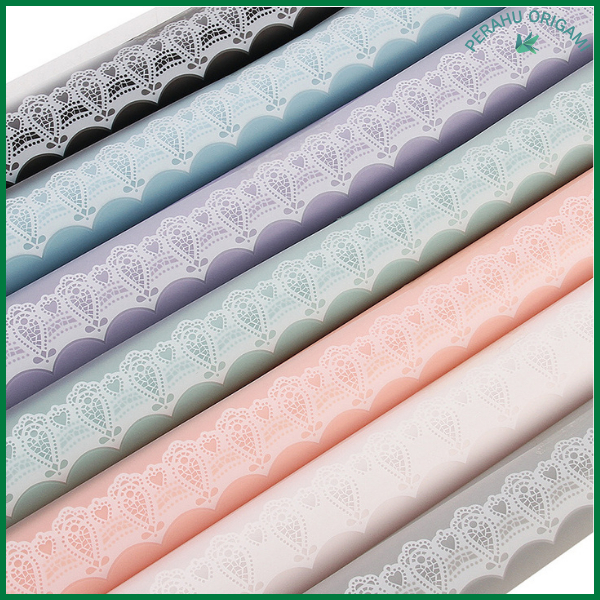 

Kertas Buket Bunga Motif Renda Lace Border Cellophane Flower Wrapping Paper KB6175