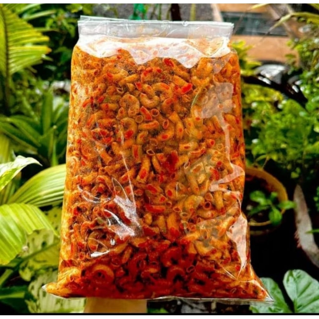 

READY MEDAN| HALAL| MAKARONI CIKRUH PEDAS DAUN JERUK KEMASAN 100GR, ASLI BANDUNG
