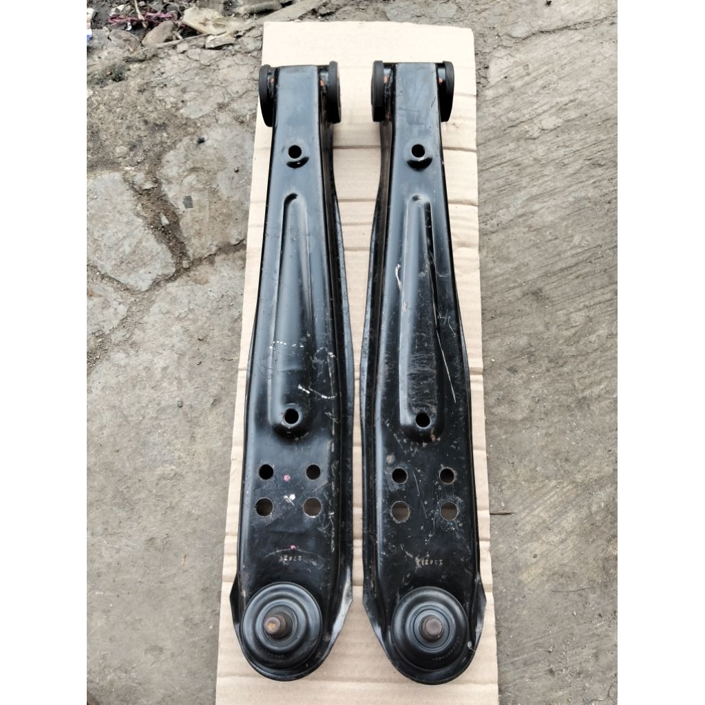 LOW LOWER ARM SAYAP CARRY 1,3 1,5 FUTURA T20ss APV 1pc