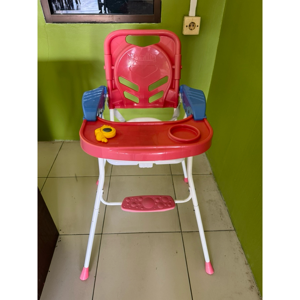 PRELOVED FAMILY Kursi makan bayi / high chair / baby chair / baby high chair