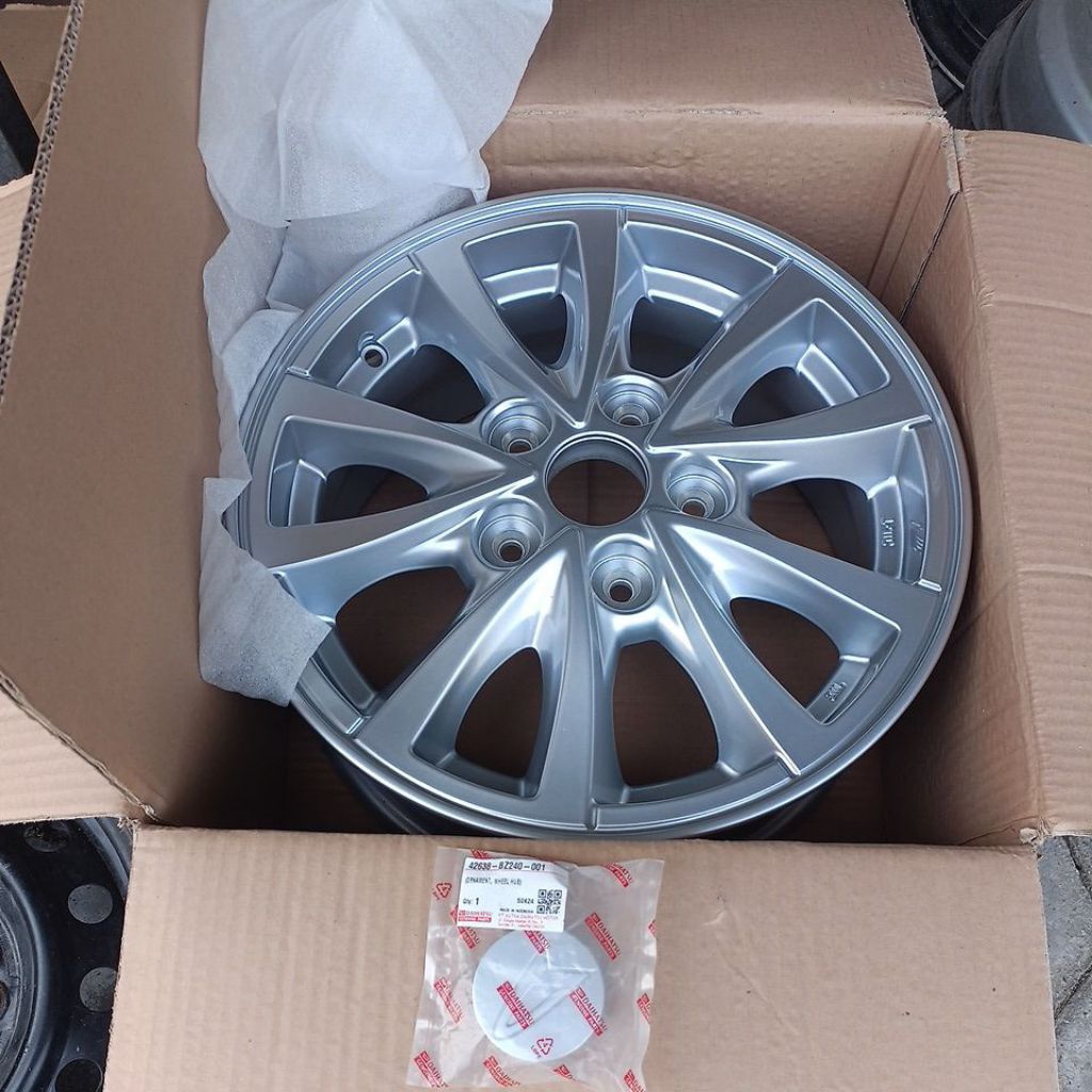 velg original oem Daihatsu Luxio x 2015-2025