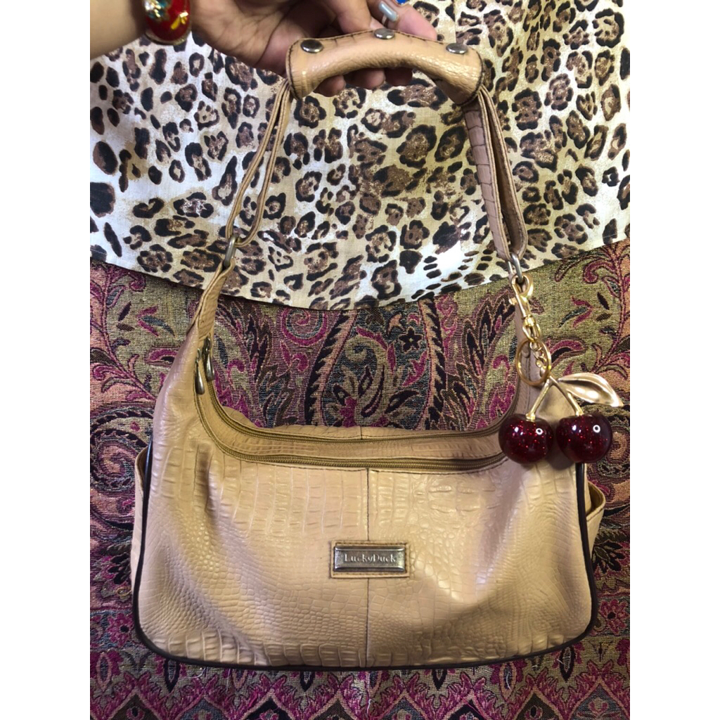 VINTAGE CLASSIC 90S LUCKY DUCK HQ CROCO LEATHER SHOULDER BAG